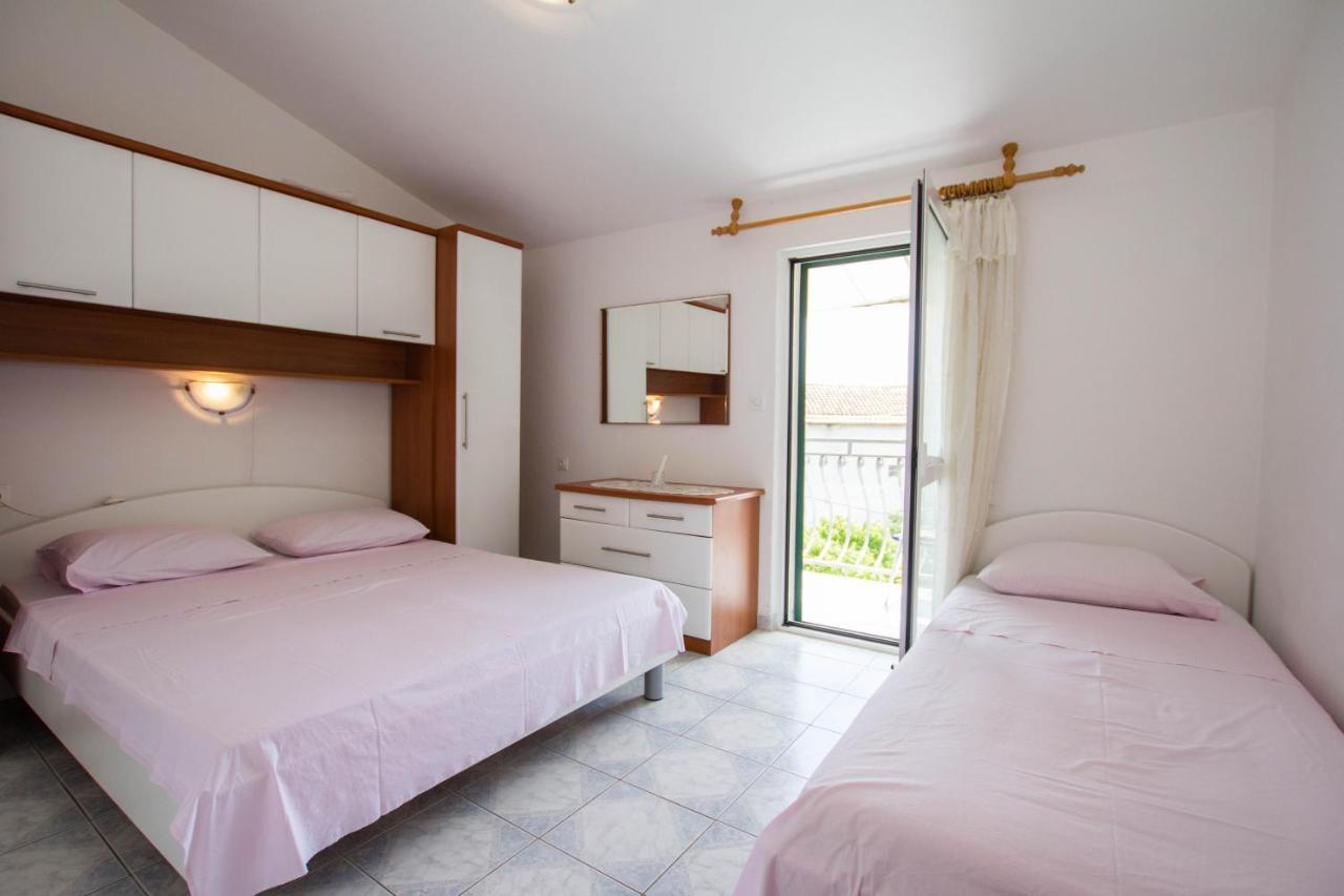 By The Sea Sucuraj, Hvar - 566 Apartment Sućuraj