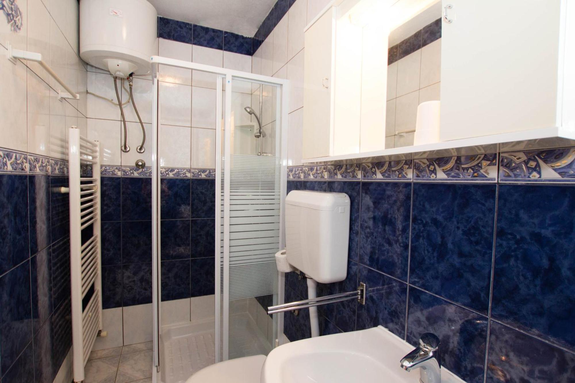 Apartment By The Sea Sucuraj, Hvar - 566