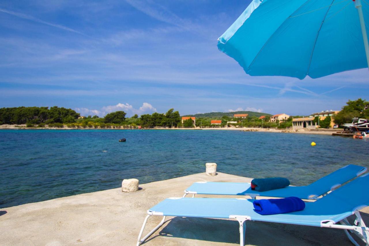 Apartment By The Sea Sucuraj, Hvar - 566